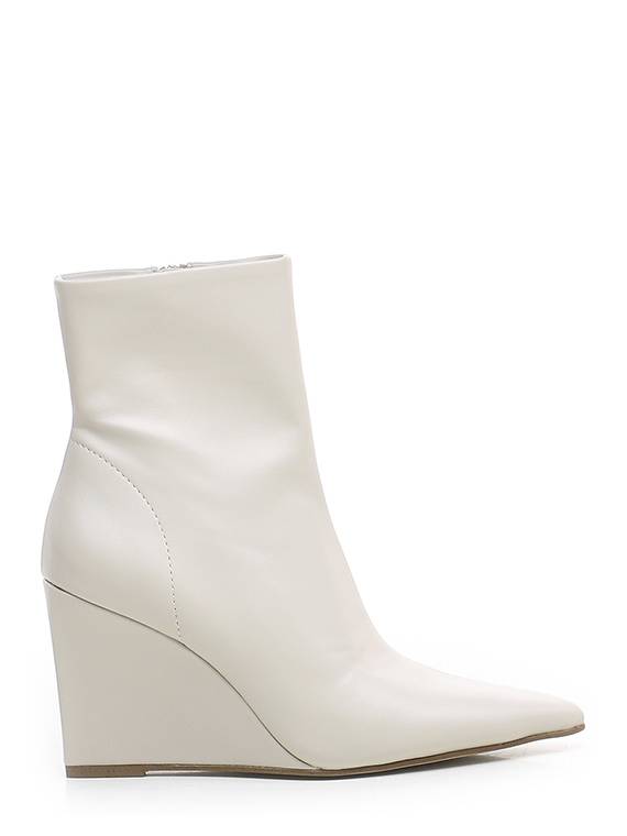 STEVE MADDEN Zeppa
