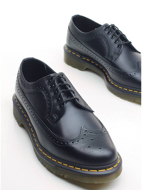 DR. MARTENS Stringata Vendite stagionali