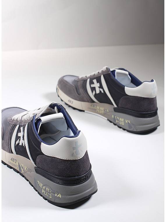 PREMIATA Sneaker Discount Store per i nuovi prodotti