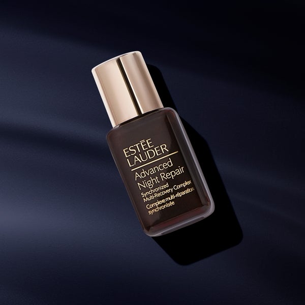 lookfantastic LOOKFANTASTIC Iconic Beauty Advent Calendar 2024 (del valore di oltre 650 €) Affare Del Giorno