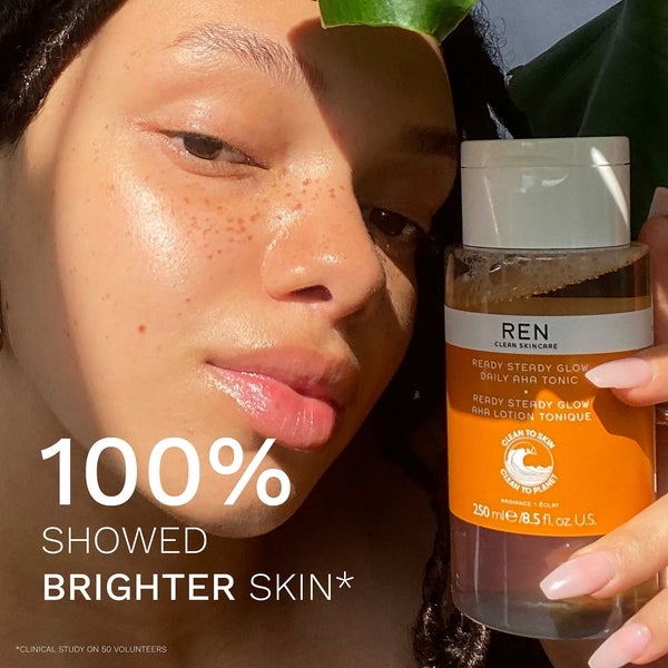 REN Clean Skincare REN Ready Steady Glow tonico uso quotidiano agli AHA Vendita Economica