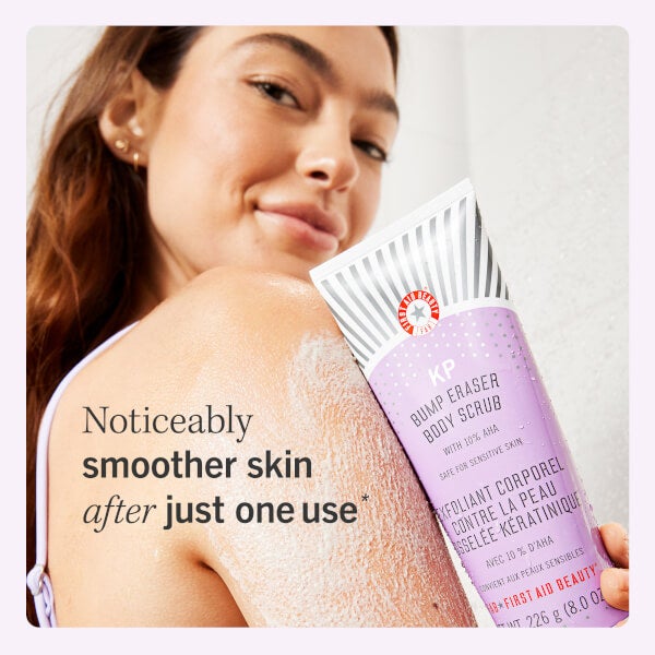 First Aid Beauty First Aid Beauty KP Bump Eraser Body Scrub con 10% AHA 226ml Comprare a buon mercato