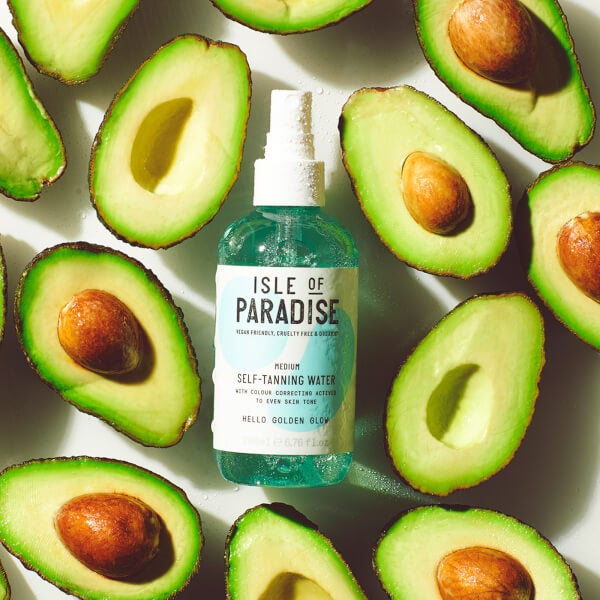 Isle of Paradise Isle of Paradise Self-Tanning Water - Medium 200ml Offerte speciali