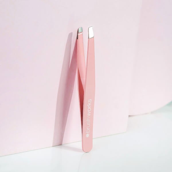 brushworks brushworks Precision Slanted Tweezers Fino al 55% di sconto