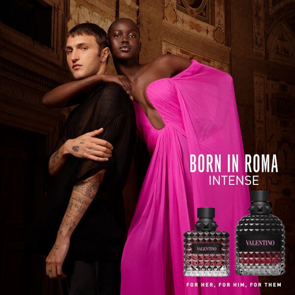 Valentino Valentino Born in Roma Intense UOMO Eau de Parfum 50ml Sconto di tempo limitato