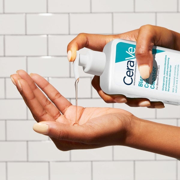 CeraVe CeraVe Blemish Control Detergente viso con acido salicilico al 2% e niacinamide per pelli con imperfezioni 236ml Offerta San Valentino