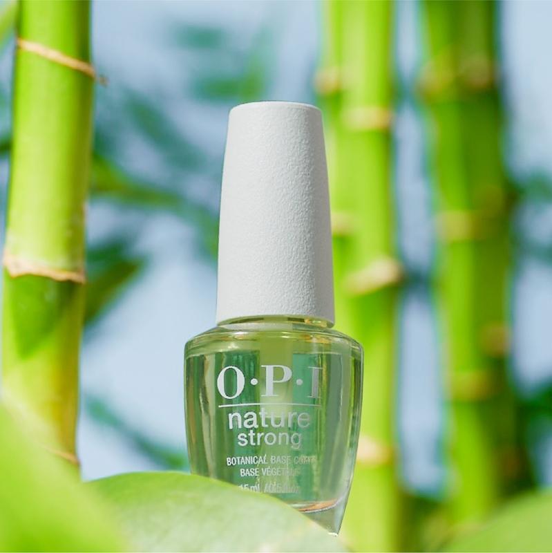 OPI OPI Nature Strong base coat per unghie Italy