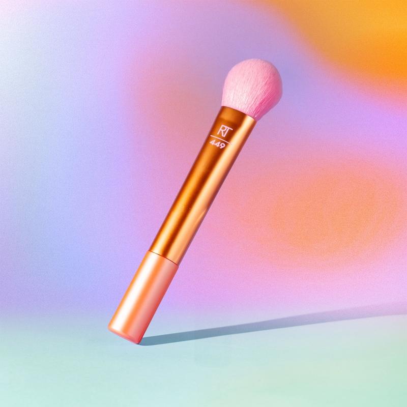 Real Techniques Real Techniques Hyperbrights pennello per blush Prezzo Ridotto