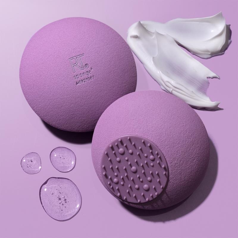 Real Techniques Real Techniques Sponge+ Miracle Skincare spugnetta detergente con dischetto per massaggi Sconto