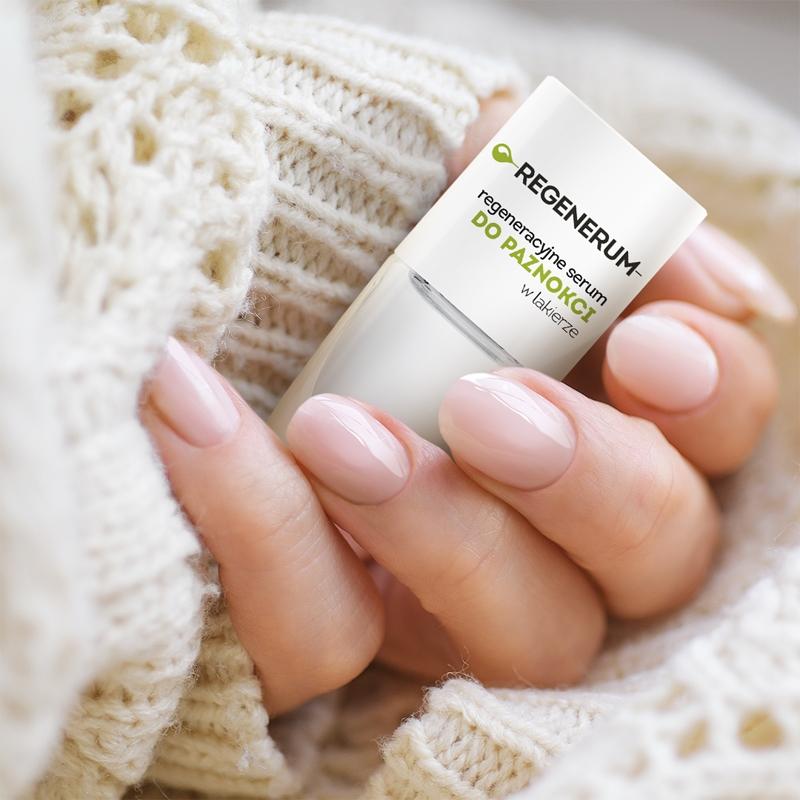 Regenerum Regenerum Nail Care siero rigenerante per le unghie Offerte esclusive