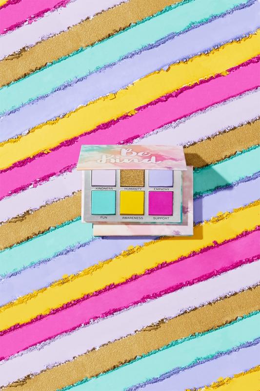 Makeup Revolution Makeup Revolution Power Shadow Palette palette di ombretti Offerta San Valentino