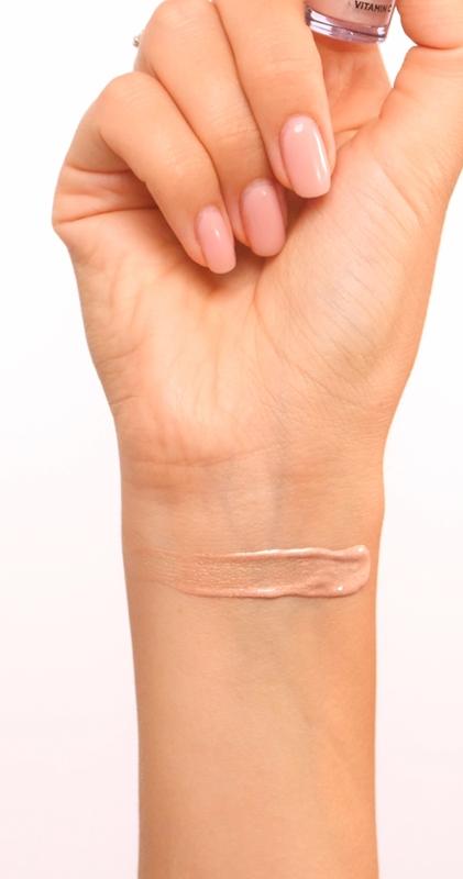 Eveline Cosmetics Eveline Cosmetics Wonder Match illuminante liquido Comprane uno, ottenene uno gratis