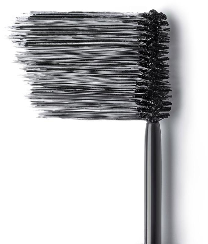 L’Oréal Paris L’Oréal Paris Air Volume Mega Mascara mascara waterproof allungante incurvante e volumizzante Comprare a buon mercato