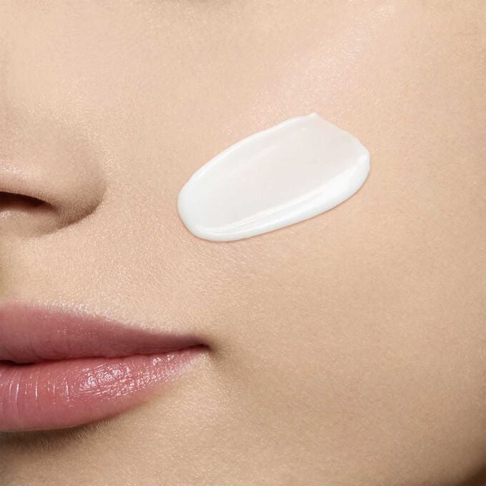 Clarins Emulsione lenitiva Calm Essentiel Shopping Online