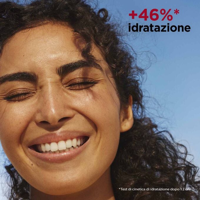 Clarins Pelle giovane - Idratazione e luminosità Moda